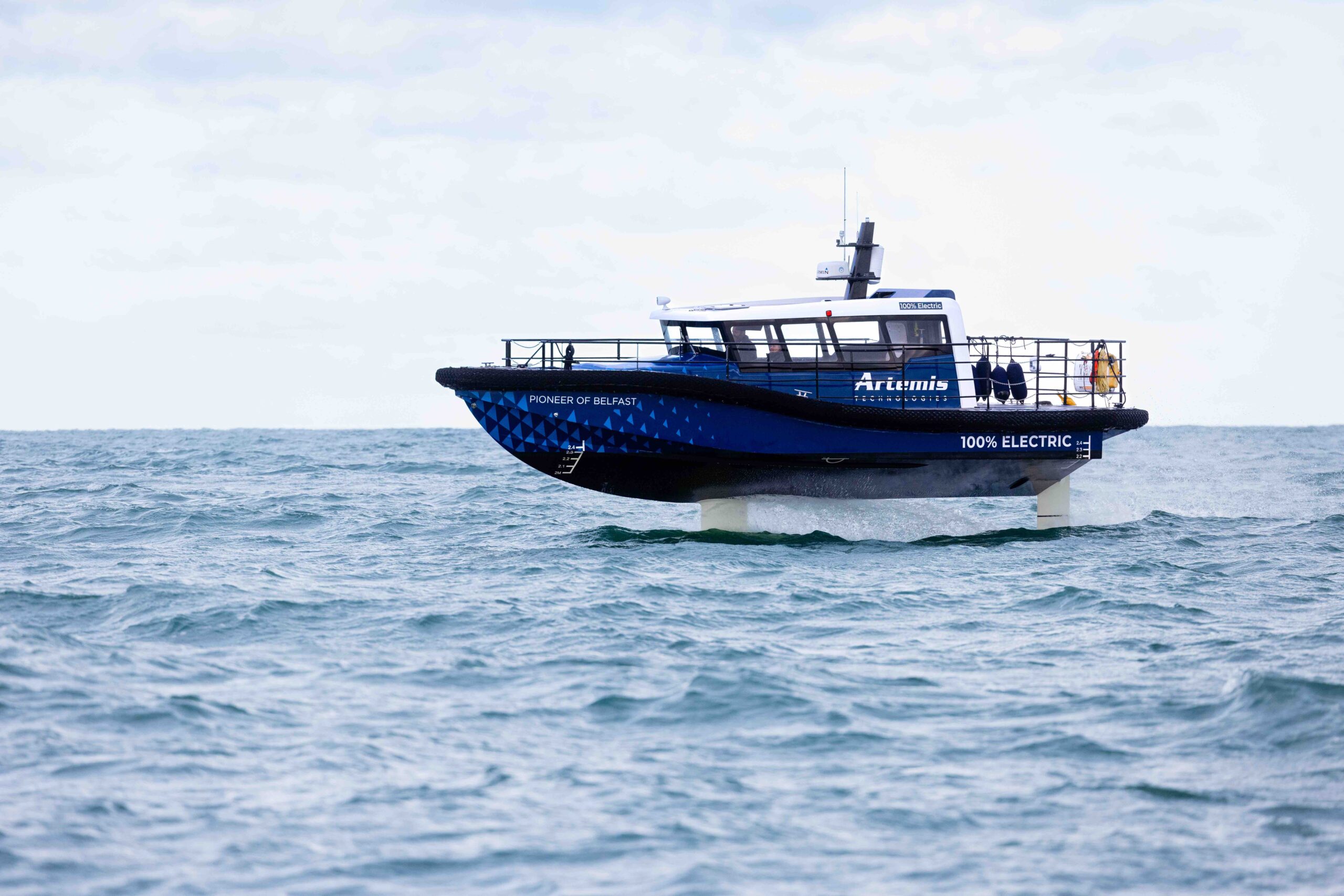 CORE Artemis EF 12 Workboat SD 270kW